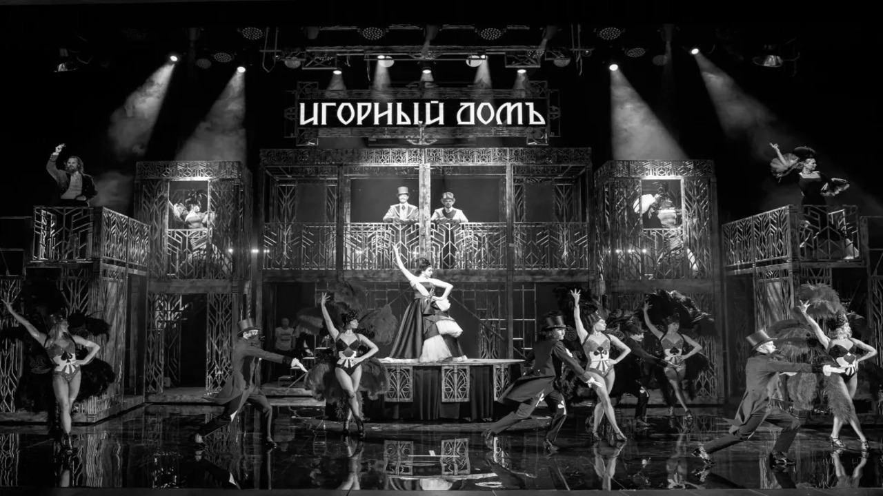 «Свадьба Кречинского» в театре сатиры: карнавал, на котором забыли про сатиру